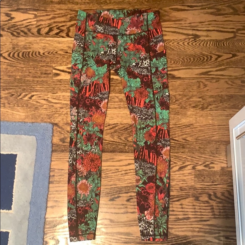 LULULEMON cropped Fast and Free Tight
